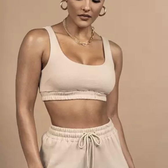 Available - Picture 3 of 13